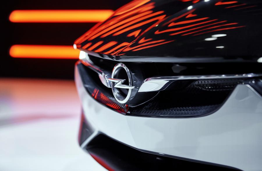 Детали экстерьера Opel GT Concept 2016 года  (фото 2 из 35)